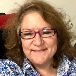 Meet your Posher, Stacy